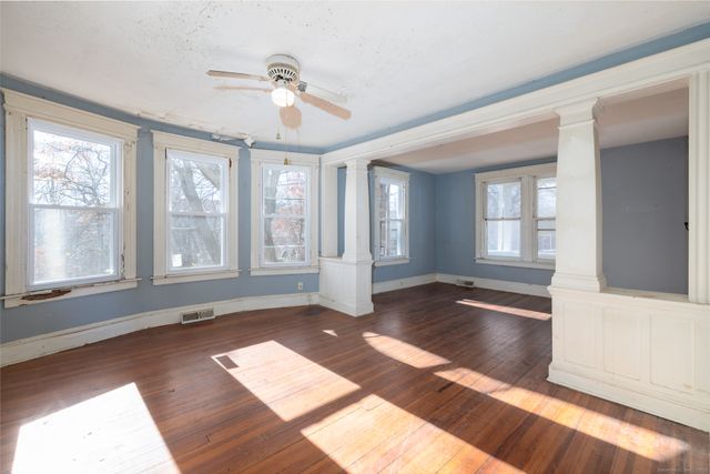 309 Queen Street, Bristol, CT 06010