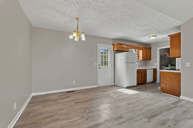 109 Anna Ln, Shelbyville, TN 37160