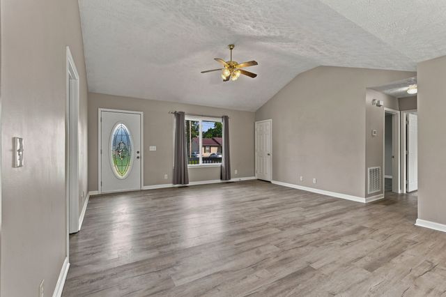109 Anna Ln, Shelbyville, TN 37160