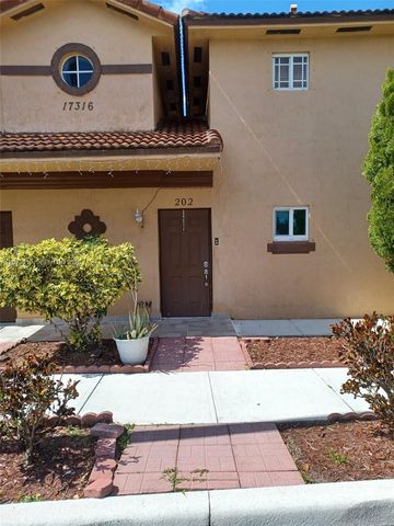 17316 NW 74th Ave 202, Hialeah, FL 33015