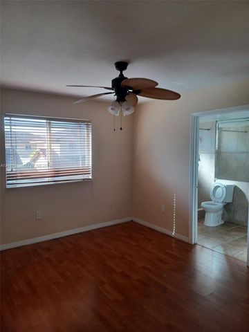 17316 NW 74th Ave 202, Hialeah, FL 33015