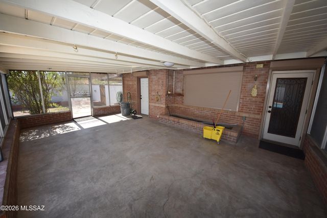 6502 E Cooper Street, Tucson, AZ 85710