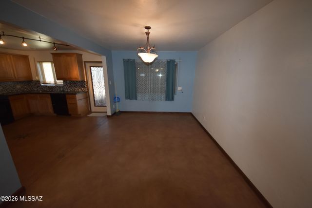 6502 E Cooper Street, Tucson, AZ 85710