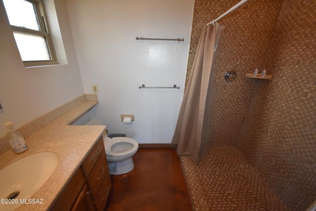 6502 E Cooper Street, Tucson, AZ 85710