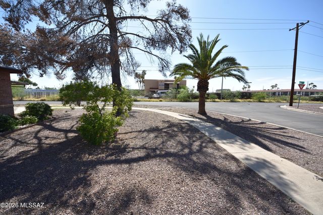 6502 E Cooper Street, Tucson, AZ 85710