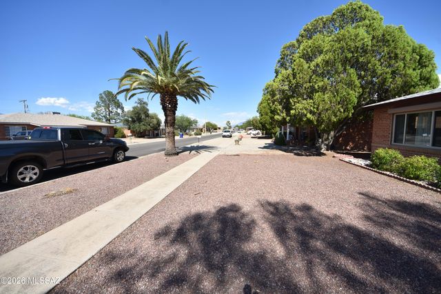 6502 E Cooper Street, Tucson, AZ 85710