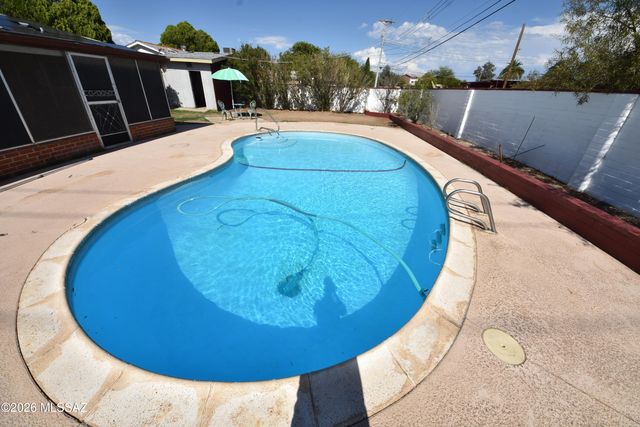 6502 E Cooper Street, Tucson, AZ 85710