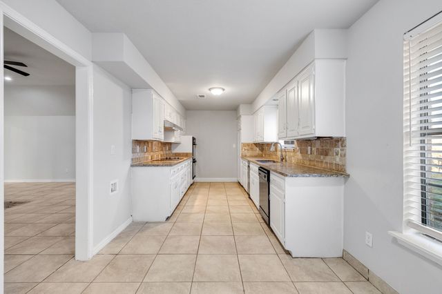 2905 Cross Timbers Drive, Irving, TX 75060