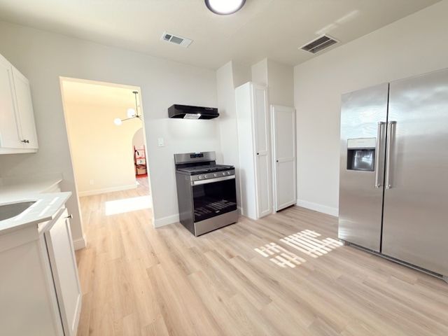 5214 Ash Lane, Dallas, TX 75223