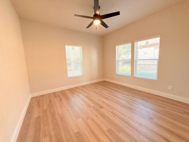 5214 Ash Lane, Dallas, TX 75223