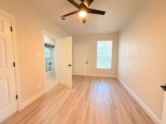 5214 Ash Lane, Dallas, TX 75223