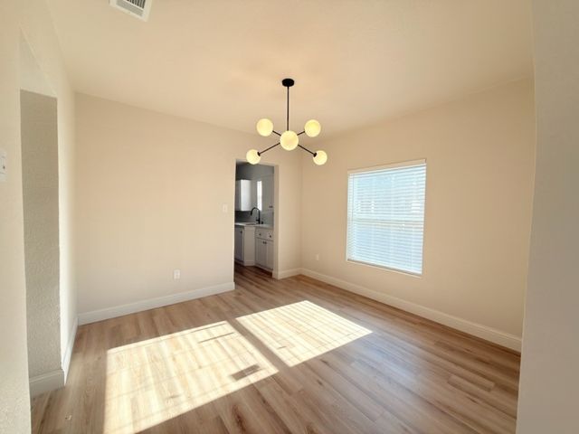 5214 Ash Lane, Dallas, TX 75223