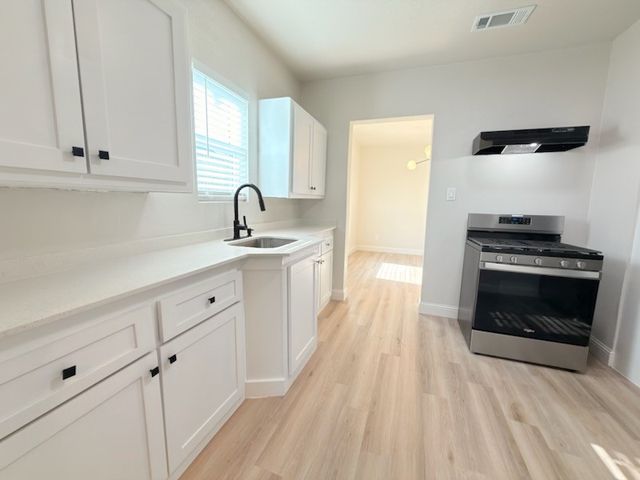 5214 Ash Lane, Dallas, TX 75223