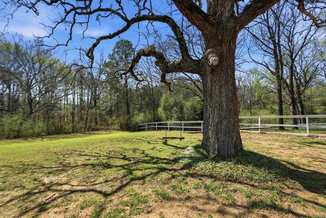 1224 Twin Coves Circle, Greers Ferry, AR 72067