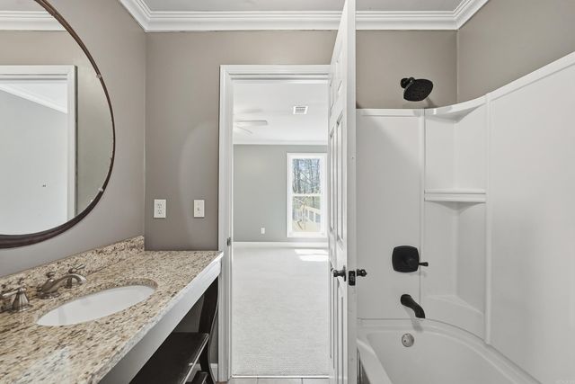 1224 Twin Coves Circle, Greers Ferry, AR 72067