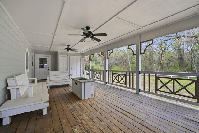 1224 Twin Coves Circle, Greers Ferry, AR 72067