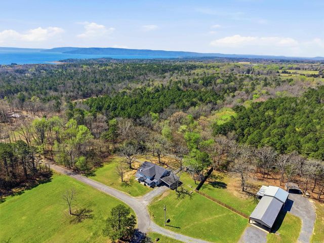 1224 Twin Coves Circle, Greers Ferry, AR 72067