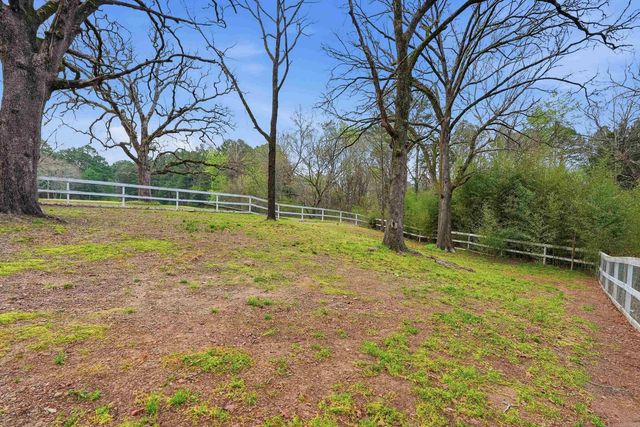 1224 Twin Coves Circle, Greers Ferry, AR 72067