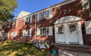 224-14 Hillside Avenue Apt 39-7, Queens Village, NY 11427