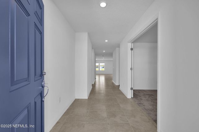 7057 SANDPERCH Street, Jacksonville, FL 32244