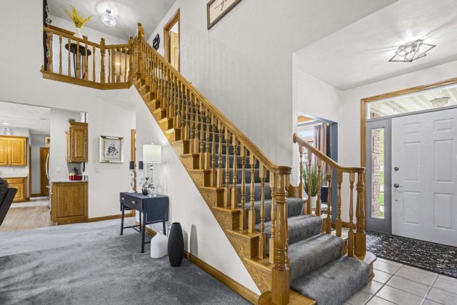 4240 N WEDGEWOOD DRIVE, Appleton, WI 54911