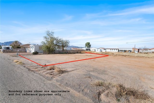 3609 E Lum Avenue, Kingman, AZ 86409