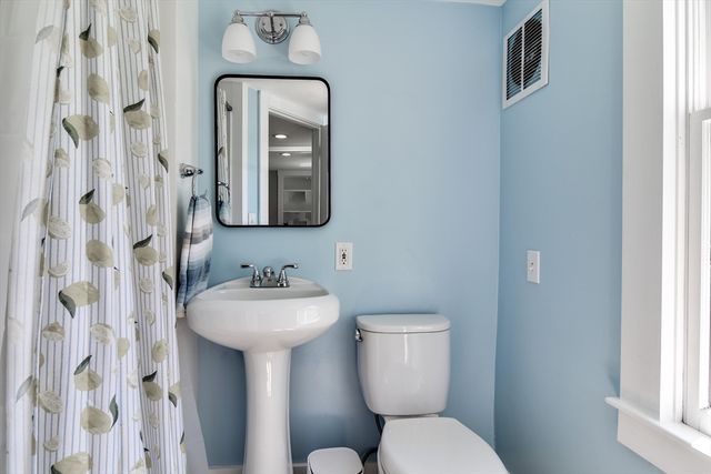 16 Pleasant Street South, Natick, MA 01760