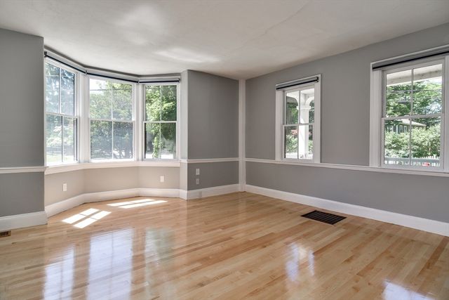 16 Pleasant Street South, Natick, MA 01760