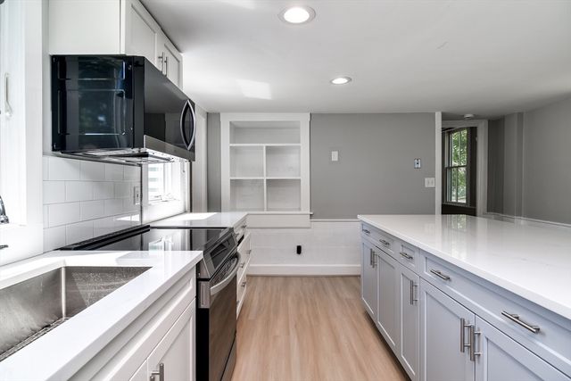 16 Pleasant Street South, Natick, MA 01760