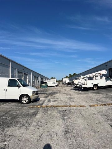 16155 SW 117th Ave B20, Unincorporated Dade County, FL 33177