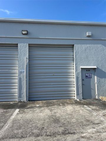 16155 SW 117th Ave B20, Unincorporated Dade County, FL 33177