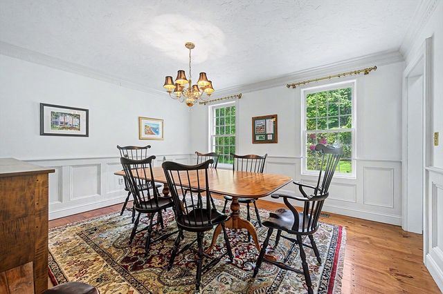 6 N Mill St, Hopkinton, MA 01748