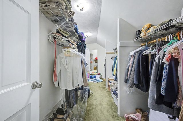 6 N Mill St, Hopkinton, MA 01748