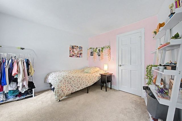 6 N Mill St, Hopkinton, MA 01748
