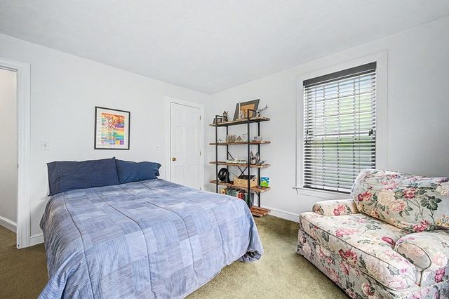 6 N Mill St, Hopkinton, MA 01748
