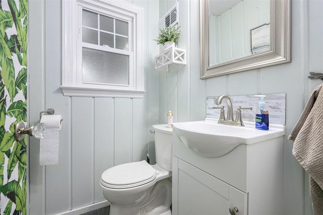 2825 Duke Street, Kalamazoo, MI 49008