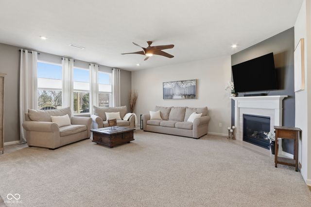 15568 Elverton Court, Noblesville, IN 46062