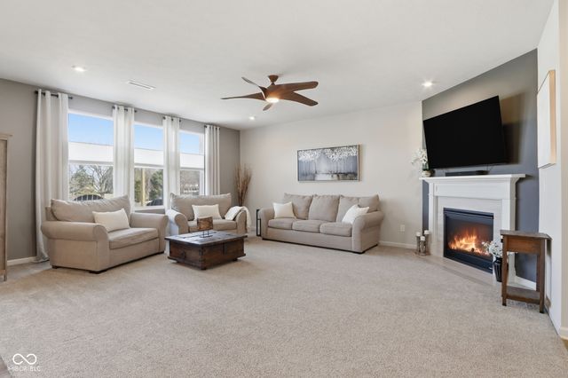 15568 Elverton Court, Noblesville, IN 46062