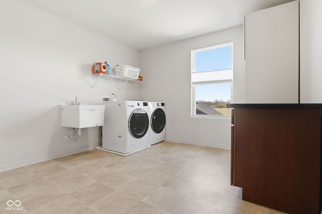 15568 Elverton Court, Noblesville, IN 46062