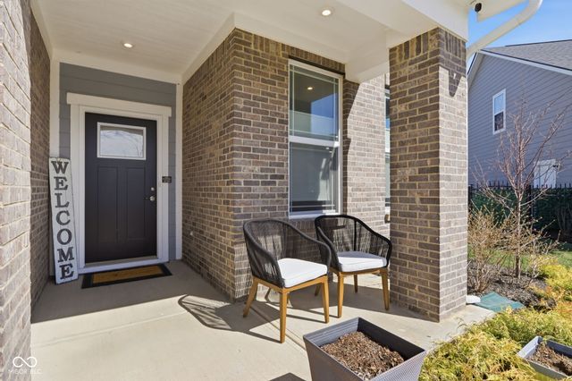 15568 Elverton Court, Noblesville, IN 46062