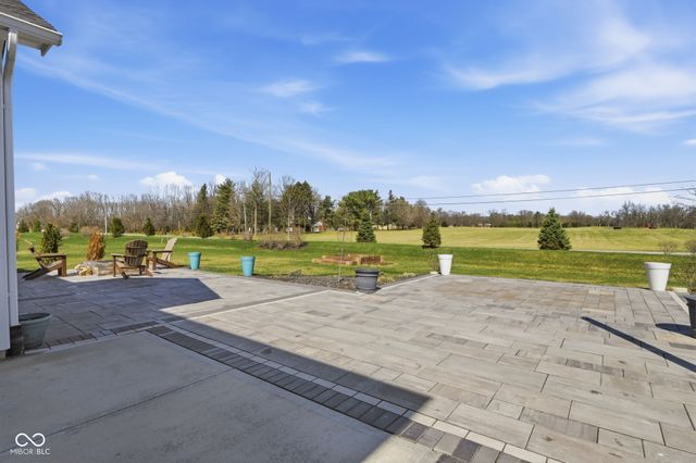 15568 Elverton Court, Noblesville, IN 46062