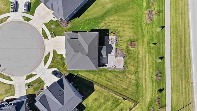 15568 Elverton Court, Noblesville, IN 46062