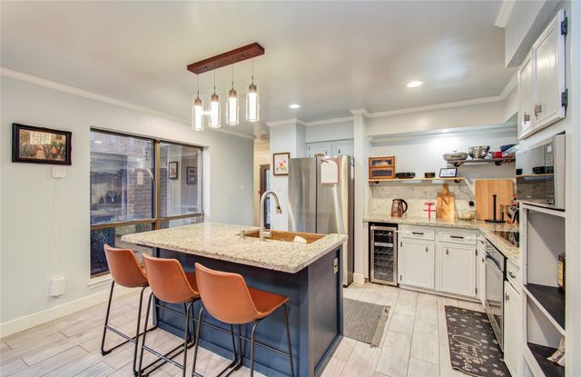 16707 Fernwood Way, Houston, TX 77058