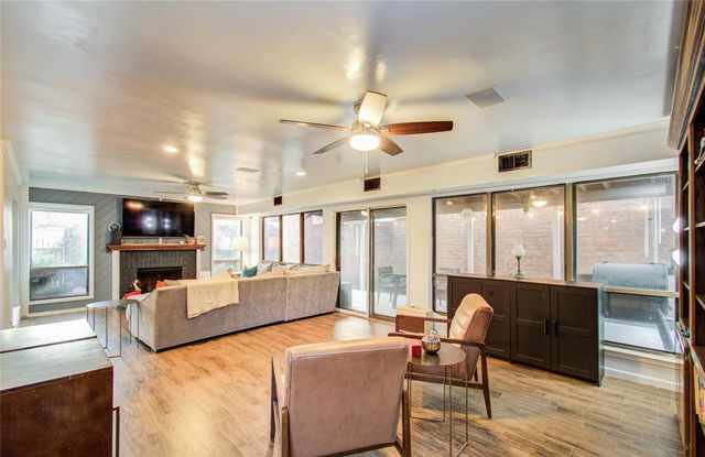 16707 Fernwood Way, Houston, TX 77058