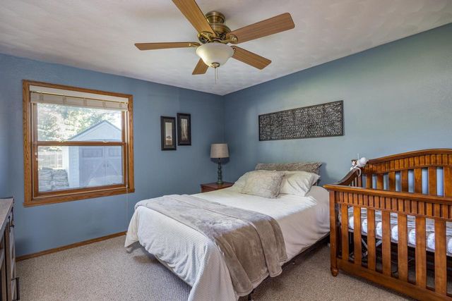 2656 W SUNNYVIEW ROAD, Appleton, WI 54914