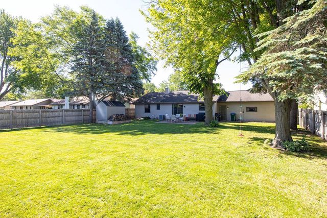 2656 W SUNNYVIEW ROAD, Appleton, WI 54914