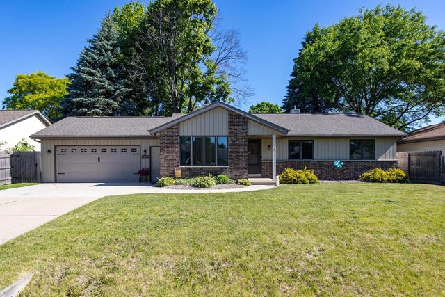 2656 W SUNNYVIEW ROAD, Appleton, WI 54914