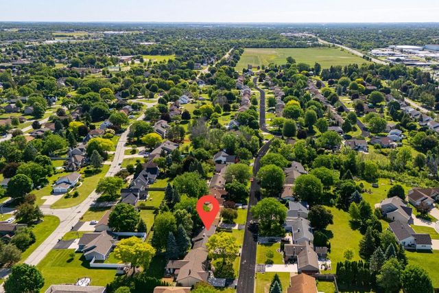 2656 W SUNNYVIEW ROAD, Appleton, WI 54914