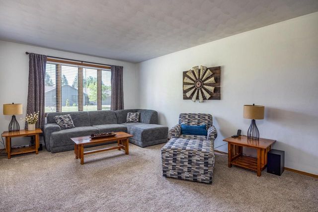 2656 W SUNNYVIEW ROAD, Appleton, WI 54914