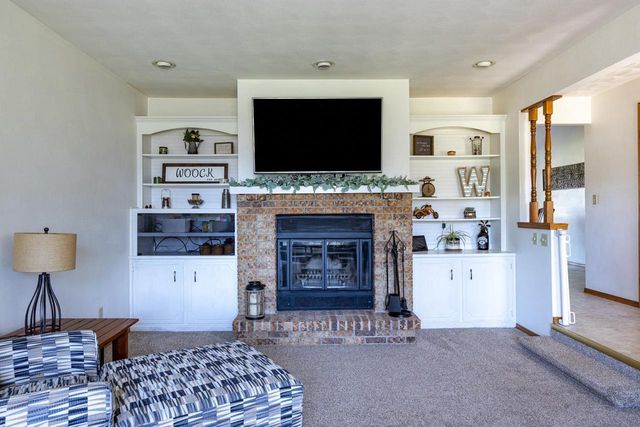 2656 W SUNNYVIEW ROAD, Appleton, WI 54914
